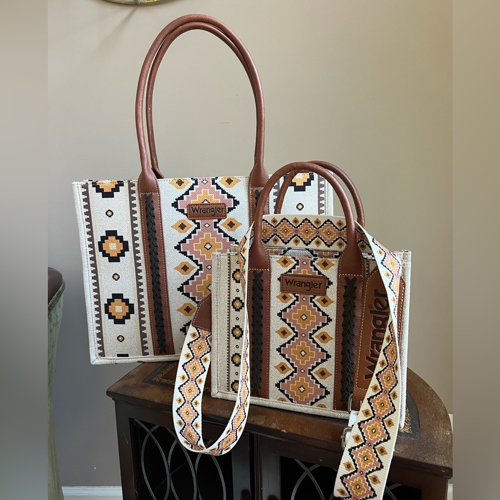 Wrangler bag set NWOT